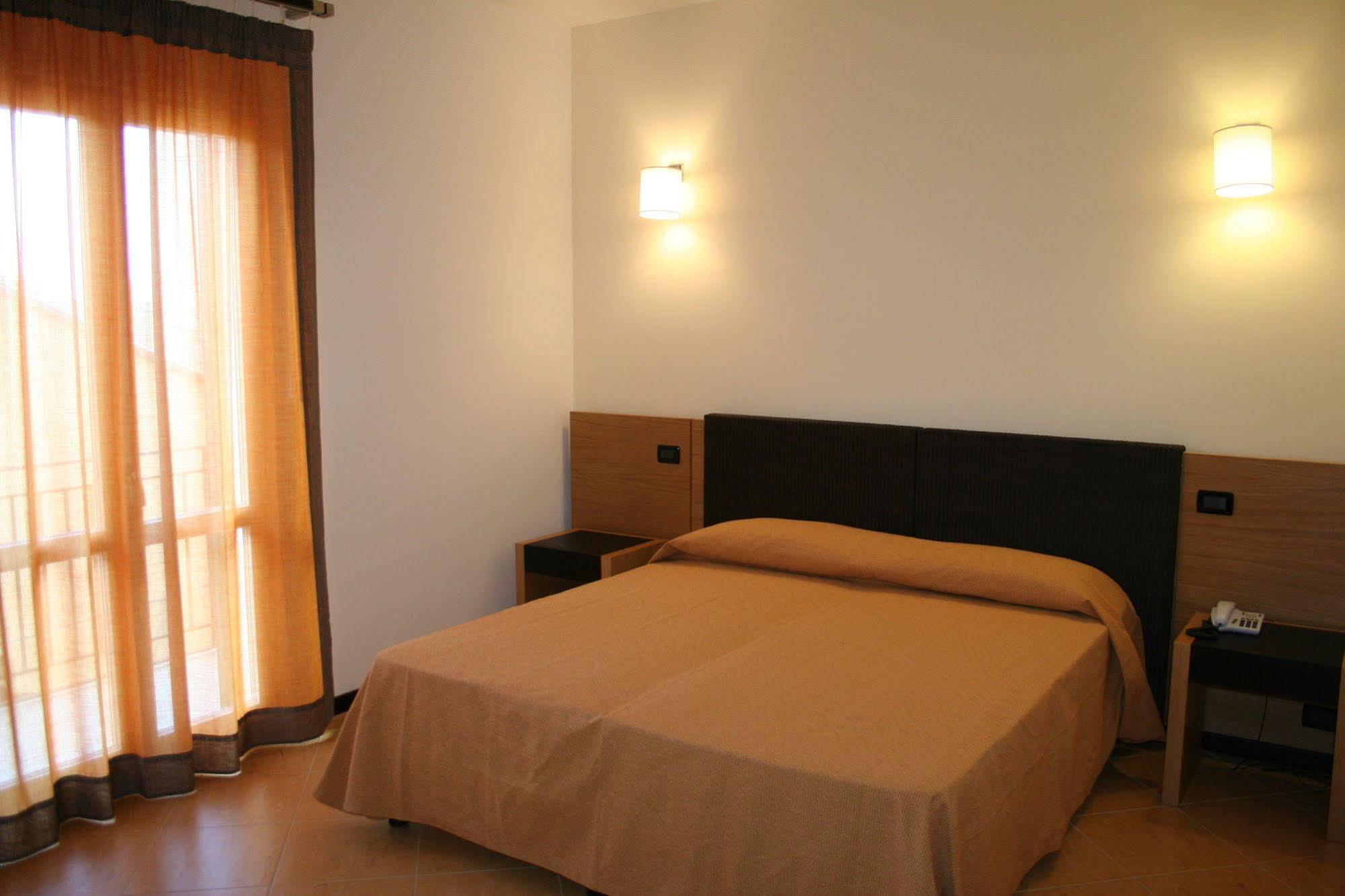 Cerri Hotel