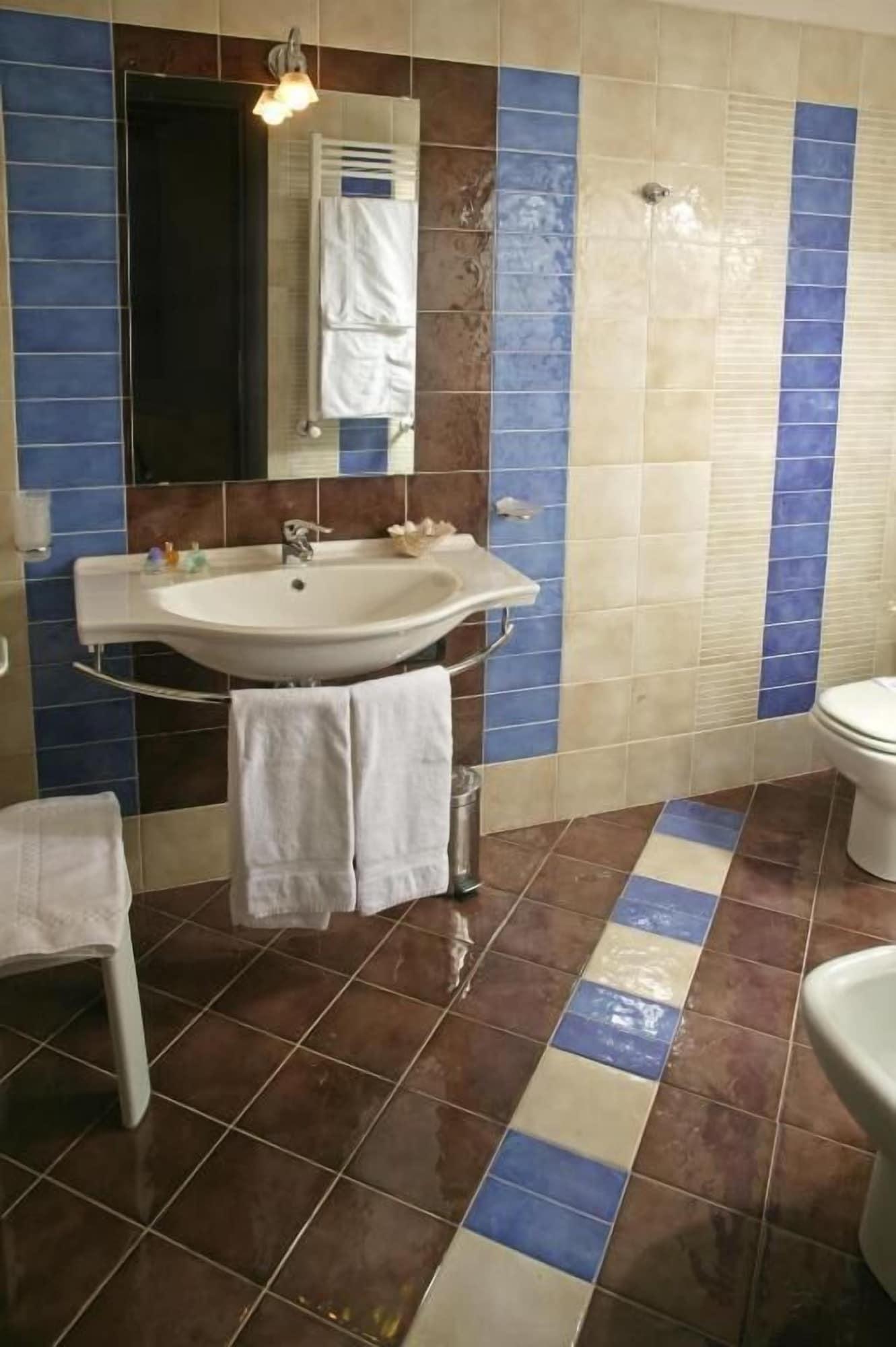 Hotel Cerri 3*