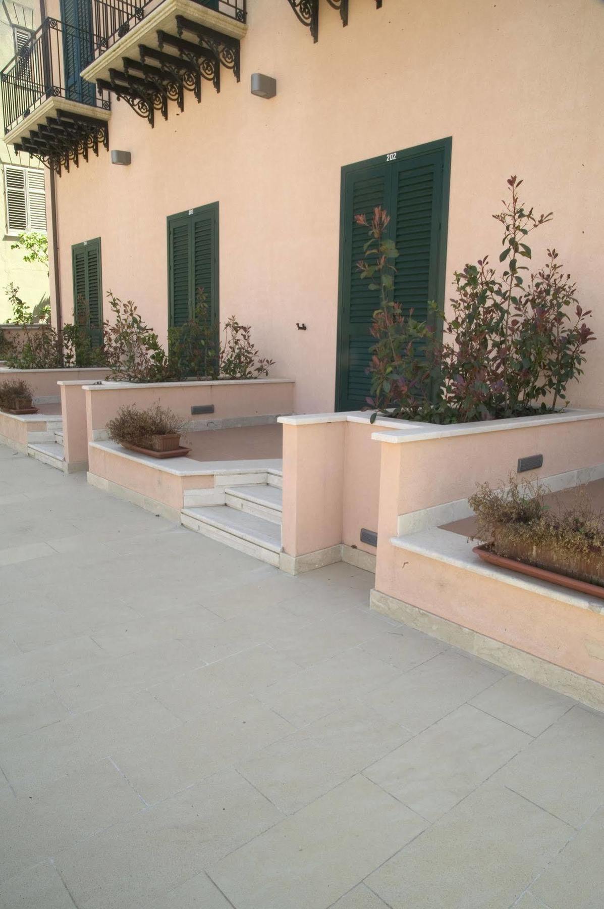 Cerri Hotel 3*
